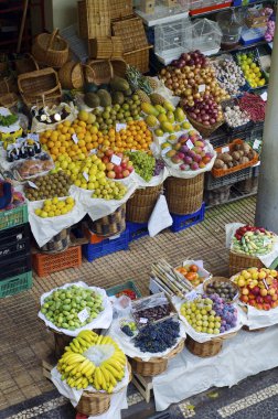 tropikal meyve pazarı