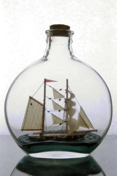 Navighează în sticlă — Fotografie, imagine de stoc