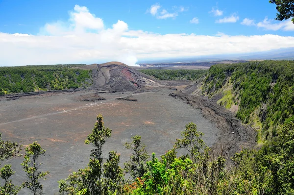 Hawaii'deki Kilauea iki krater — Stok fotoğraf