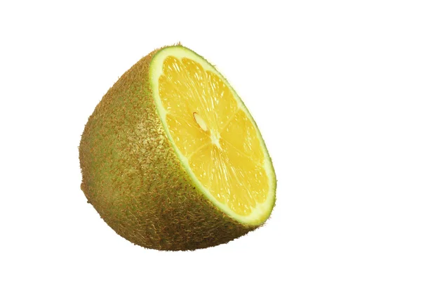 Fruta brillante no estándar sobre un fondo blanco — Foto de Stock