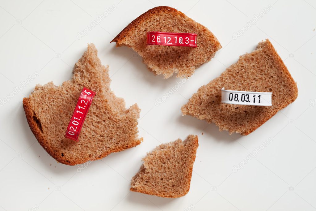 Four pieces of bread slice and seals