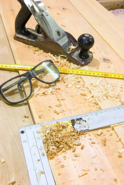Óculos de segurança e ferramentas de trabalho — Fotografia de Stock