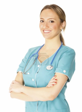 Femme médecin souriante avec stéthoscope. Isolé sur fond blanc 